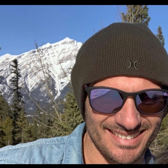 Meet your Posher, Posh - Picture 10 of 14